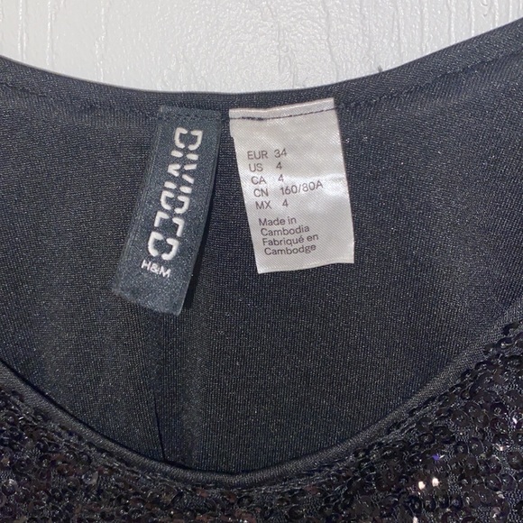 Short Sleeve Sequin Party Dress - Picture 5 of 10